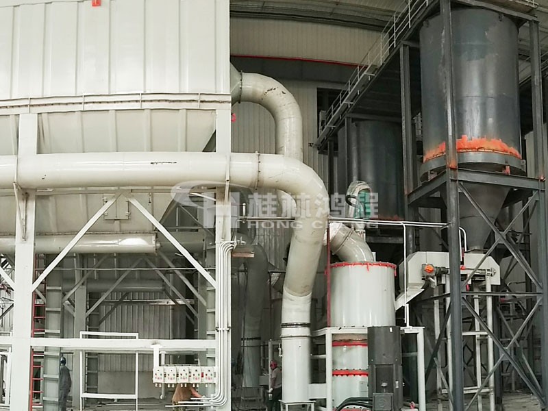 鴻程滑石超細(xì)環(huán)輥磨粉機(jī)HCH1395 鴻程滑石超細(xì)環(huán)輥磨粉機(jī)HCH1395